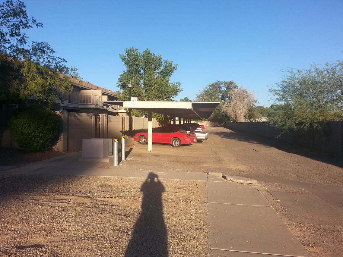 5813 N 59th Dr., Glendale, AZ 85301