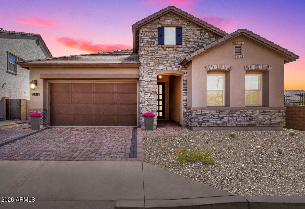 5719 E Sayan St., Mesa, AZ 85215