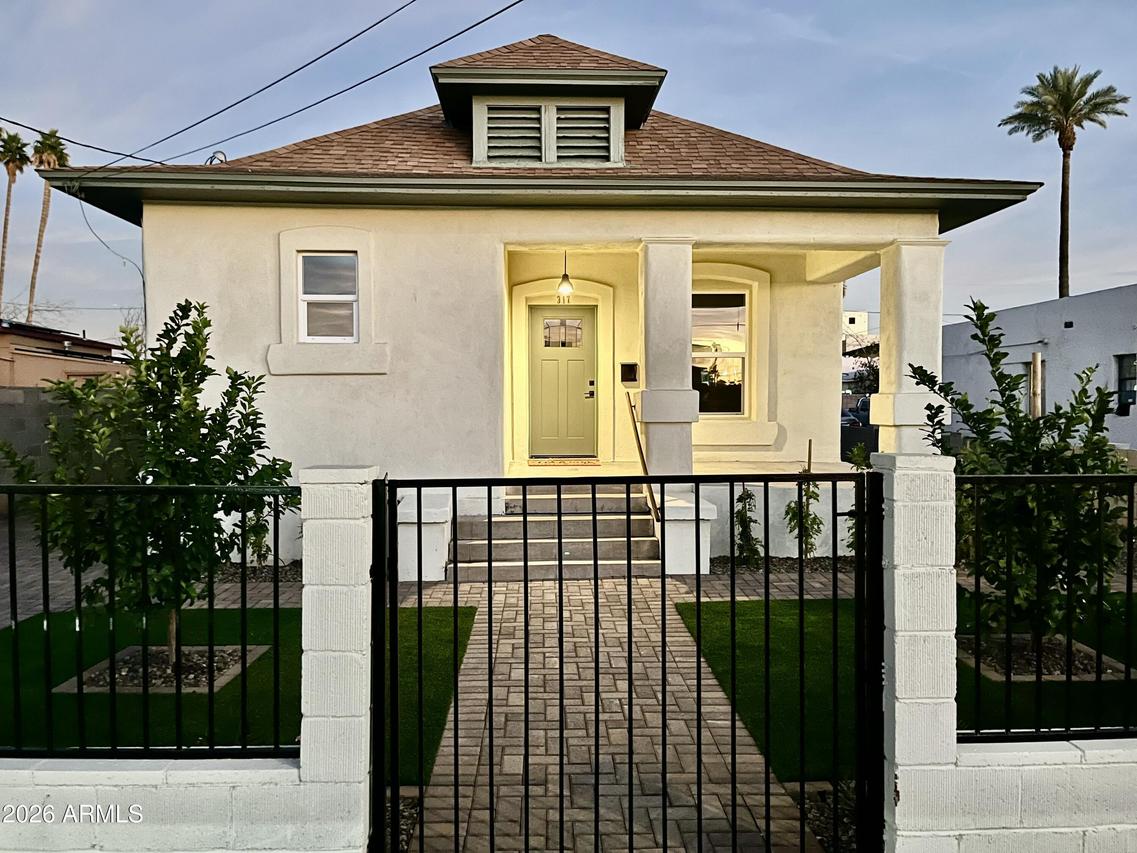 317 N 20th Ave., Phoenix, AZ 85009