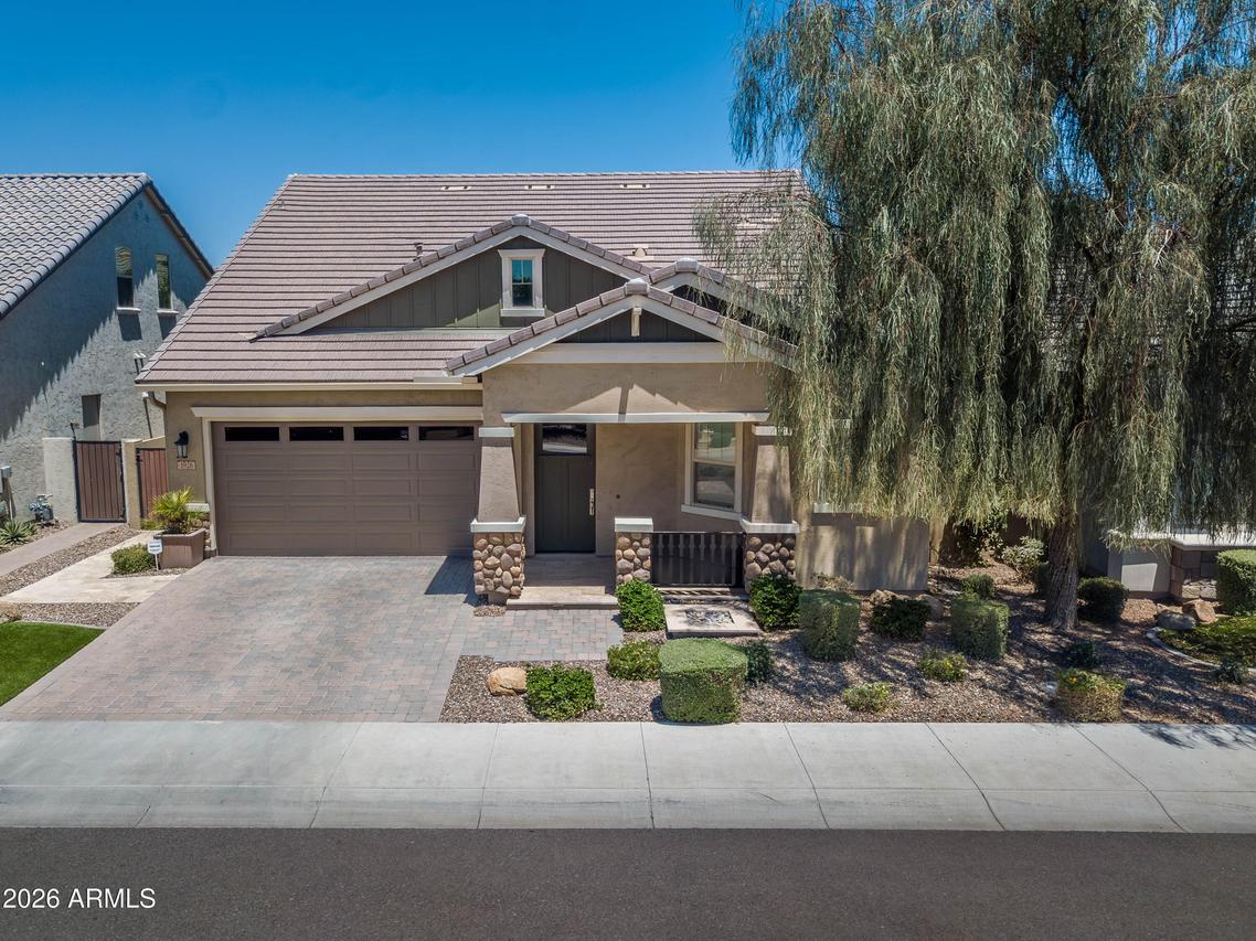 1926 E Kesler Ln., Chandler, AZ 85225