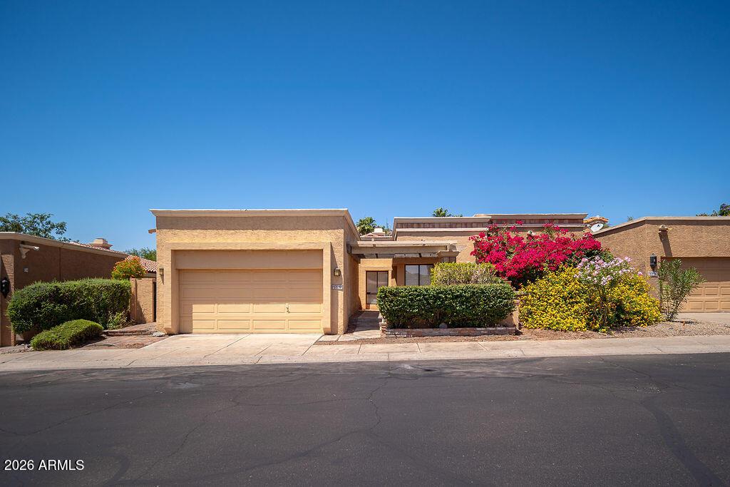 10846 N 11th St., Phoenix, AZ 85020