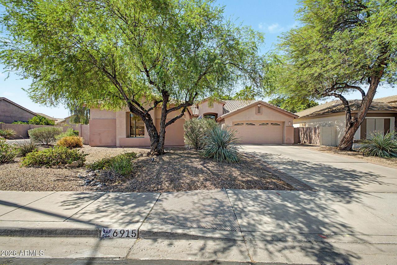 6915 W Briles Rd., Peoria, AZ 85383