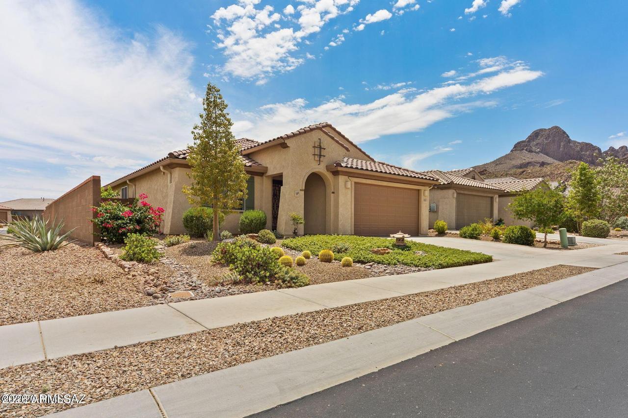8464 N Van Cleeve Ln., Tucson, AZ 85743