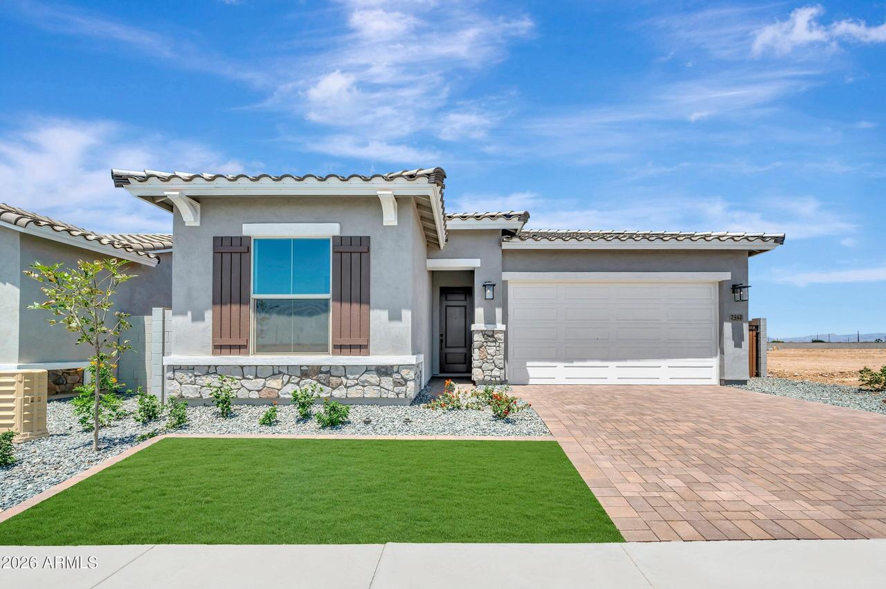 2942 E Manzanila Ave., San Tan Valley, AZ 85140