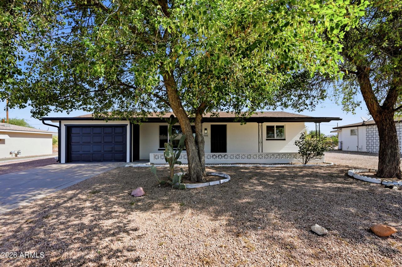 5502 E Colby St., Mesa, AZ 85205