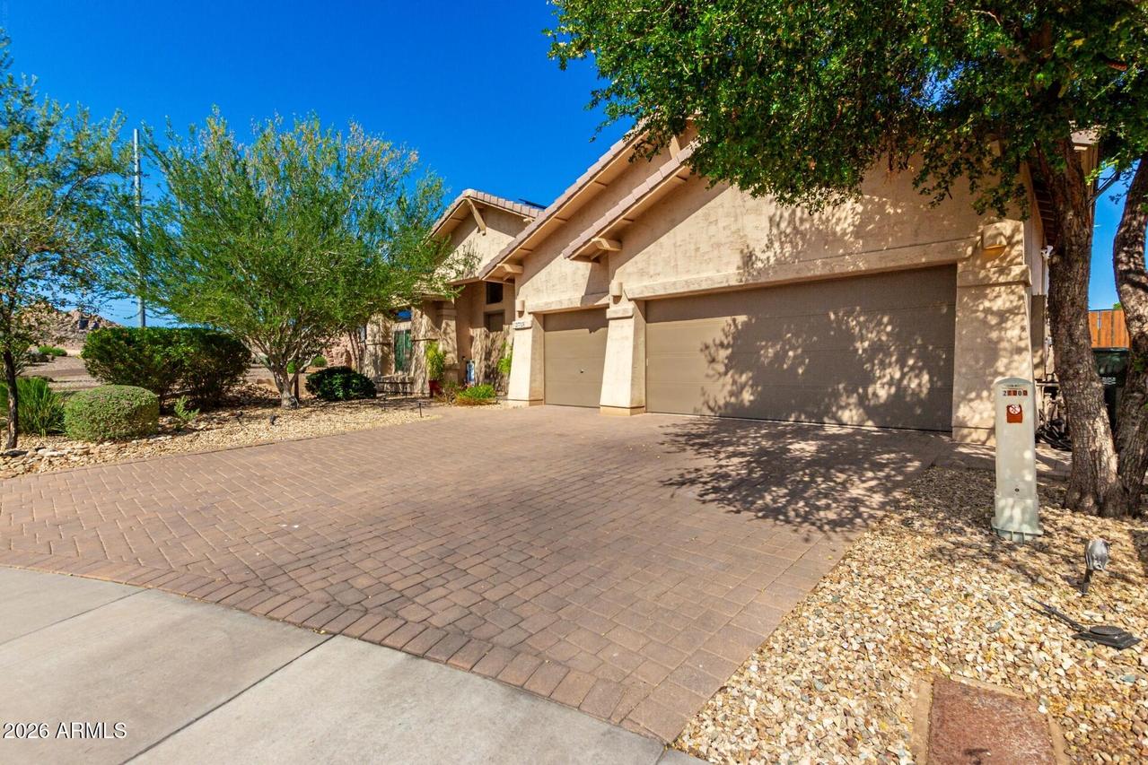 27713 N 57th Dr., Phoenix, AZ 85083