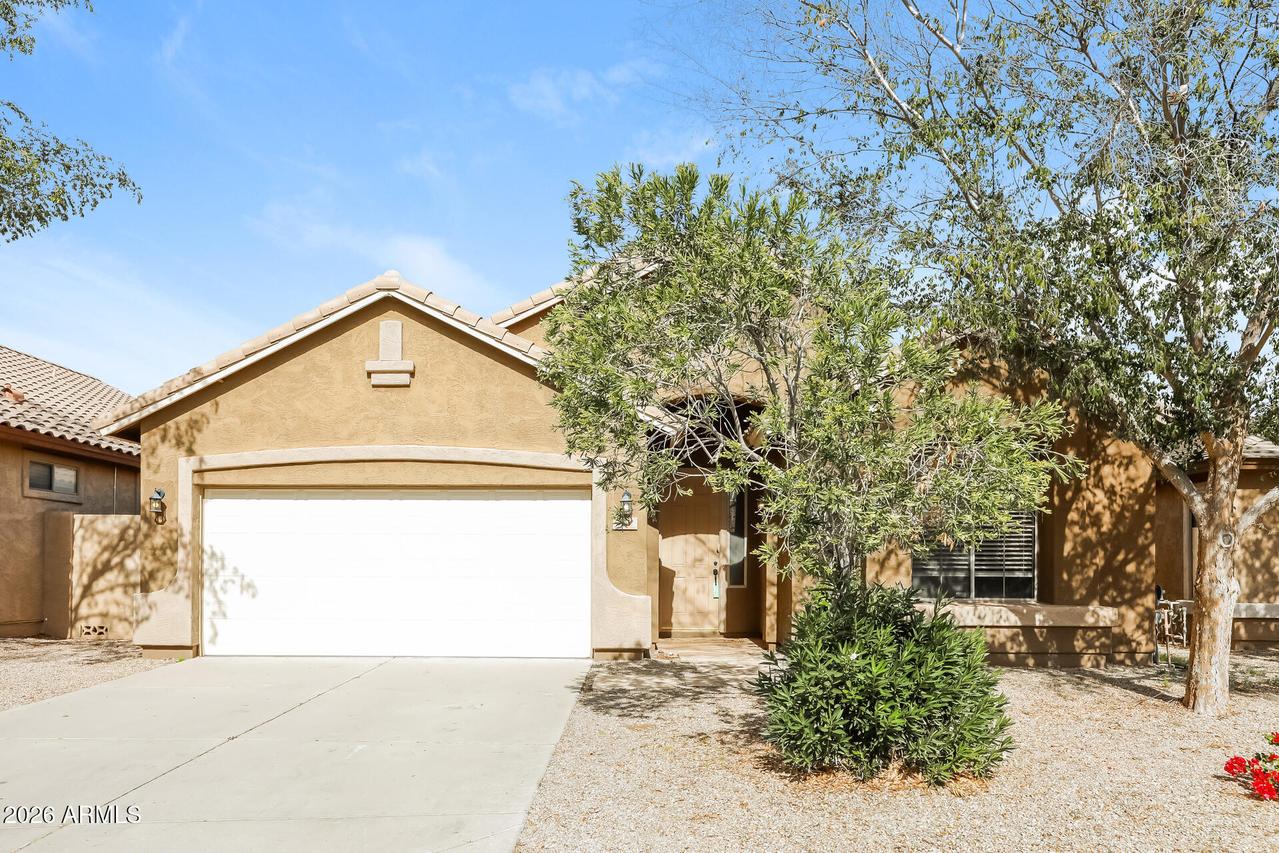 10 E Mill Reef Dr., San Tan Valley, AZ 85143