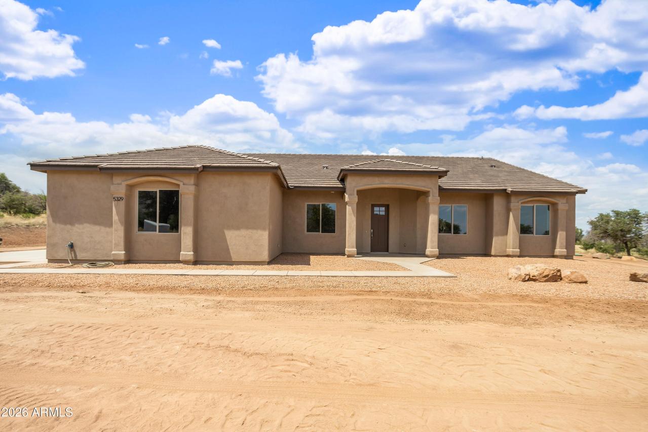 5329 E Hidden Oak Dr., Hereford, AZ 85615