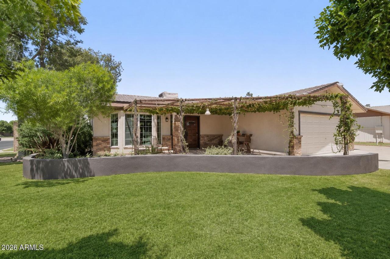222 E Silver Creek Rd., Gilbert, AZ 85296