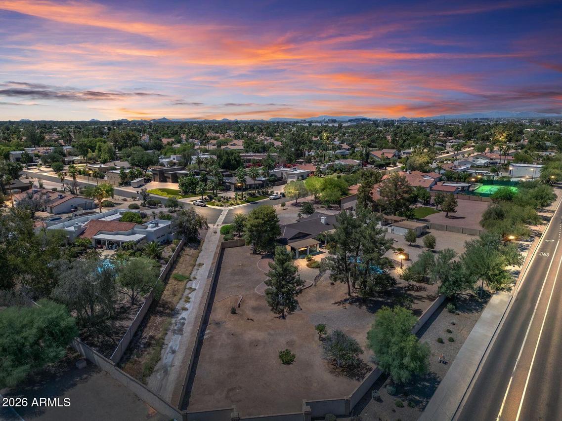 12213 N 79th St., Scottsdale, AZ 85260