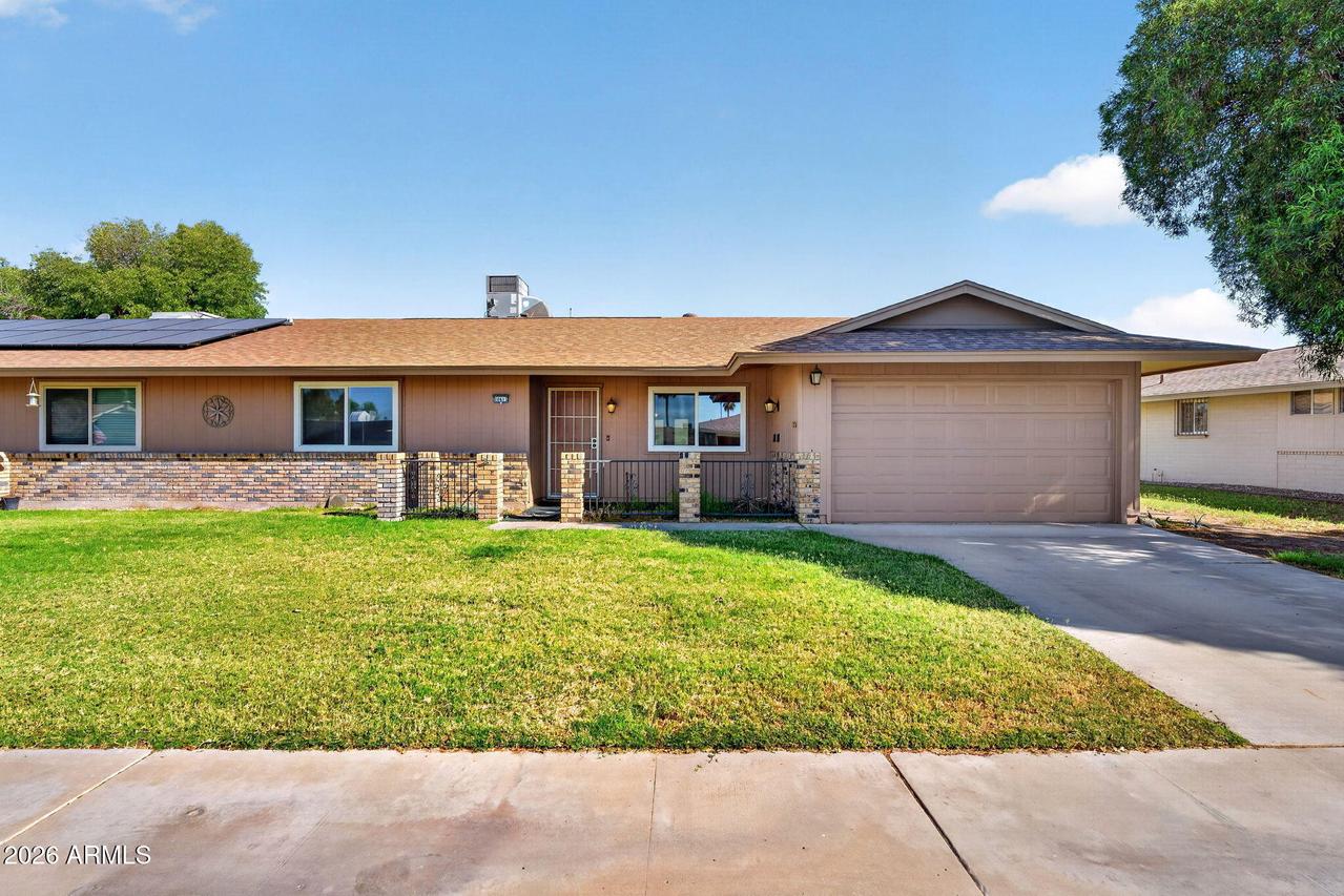 10413 W Roundelay Cir., Sun City, AZ 85351