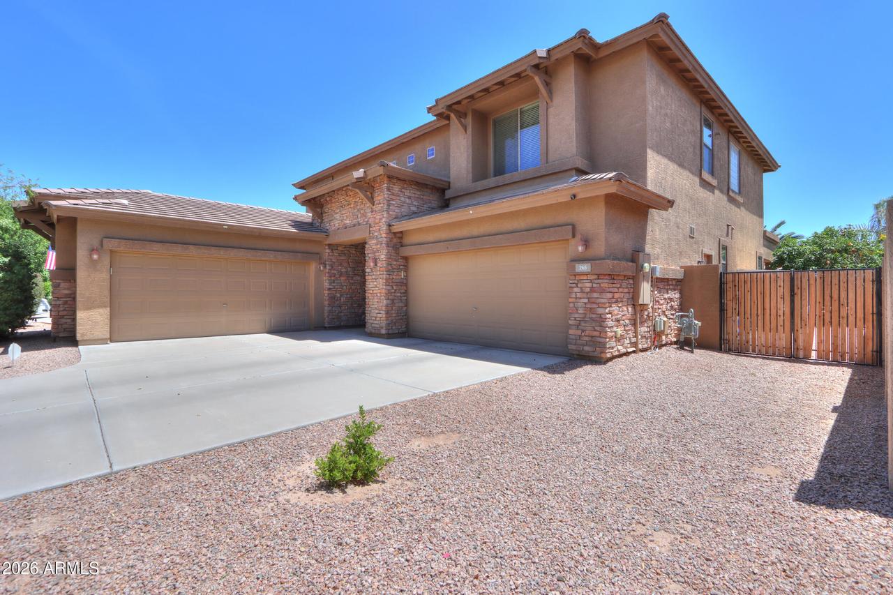 265 W Blue Lagoon Dr., Casa Grande, AZ 85122