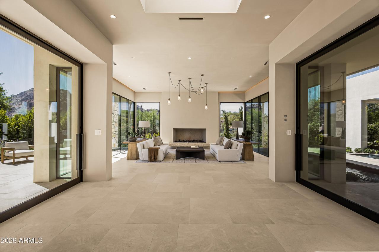 4510 E Maderos Del Cuenta Dr., Paradise Valley, AZ 85253