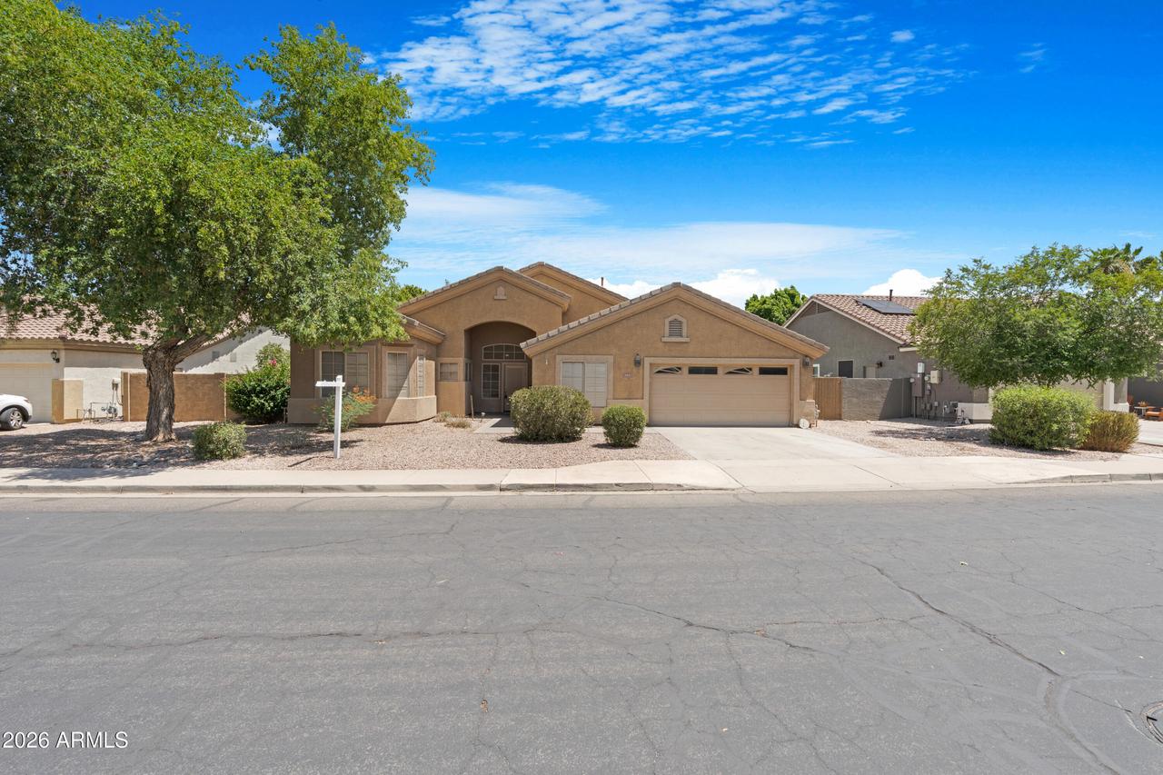 9820 E Nopal Ave., Mesa, AZ 85209