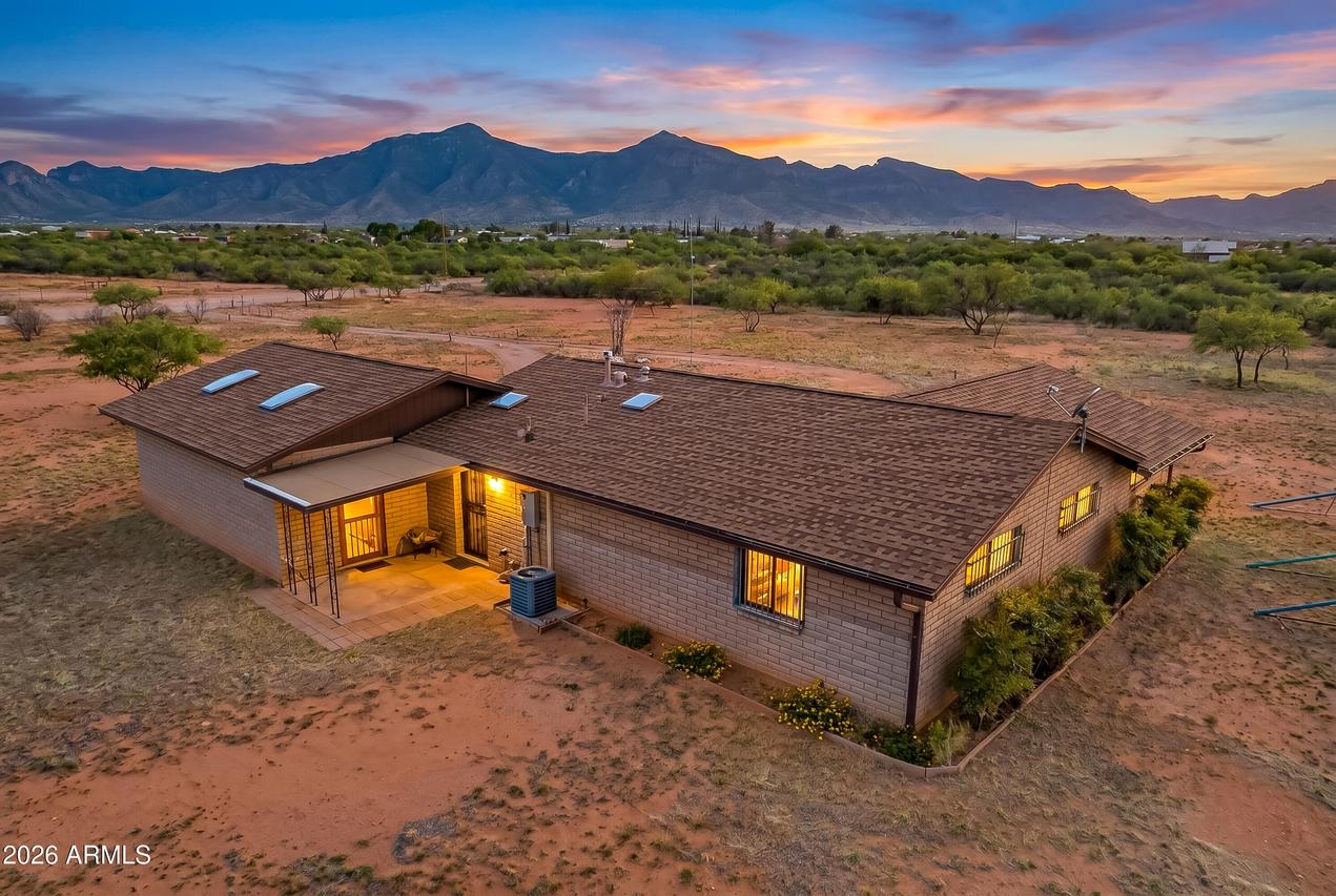 7691 E Dakota Rd., Hereford, AZ 85615