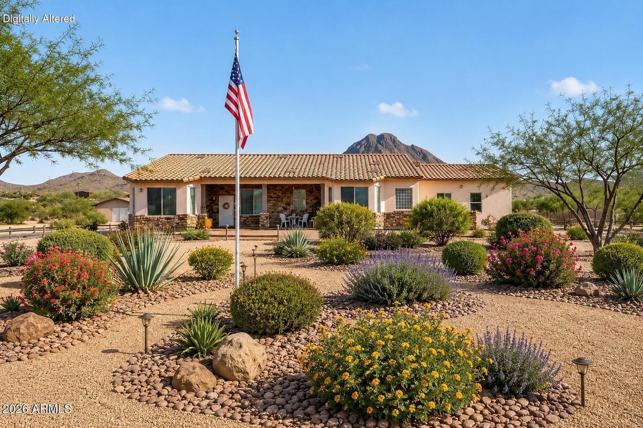 2929 W New River Rd., New River, AZ 85087