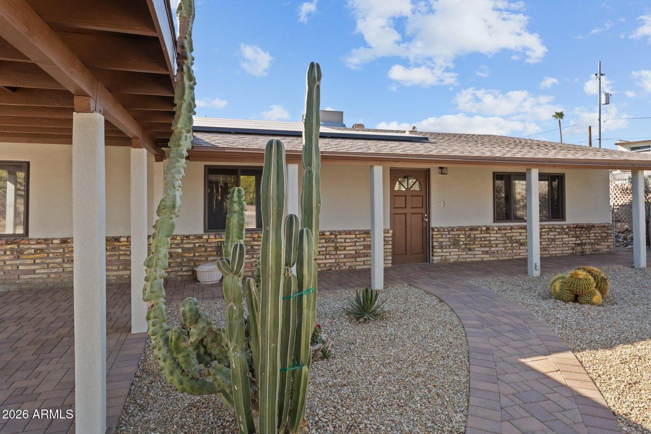 758 Kachina Dr., Wickenburg, AZ 85390