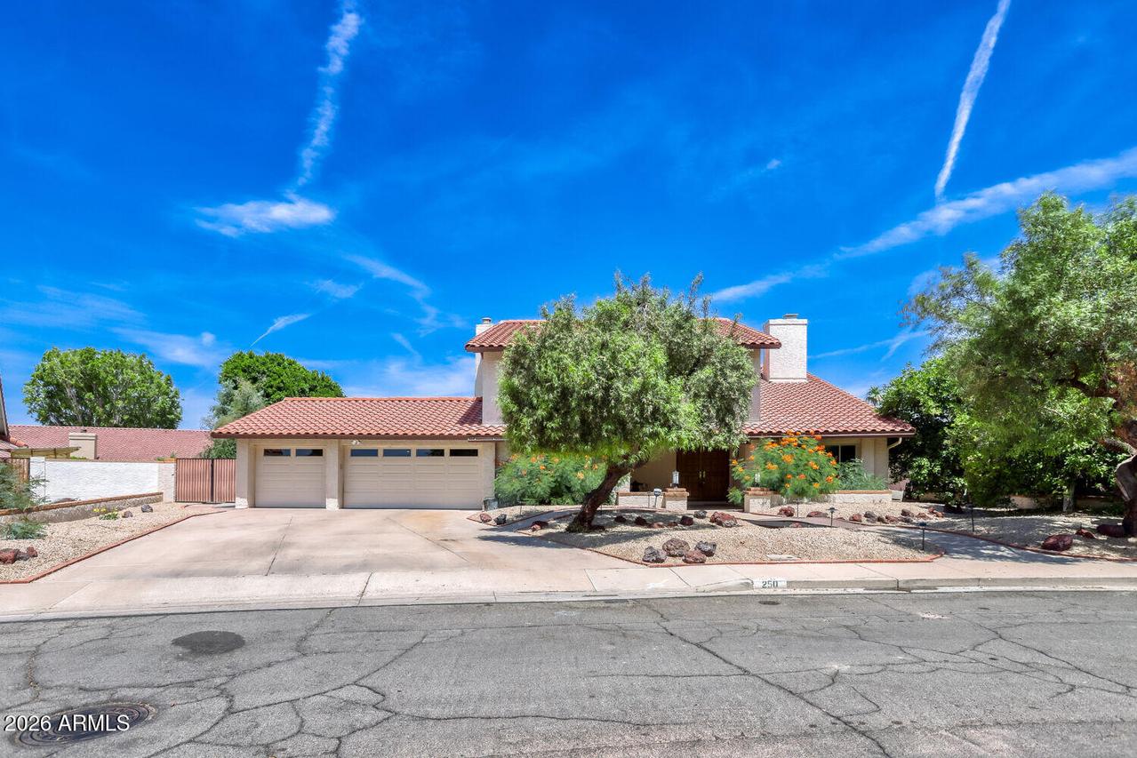 250 E Hackamore St., Mesa, AZ 85201