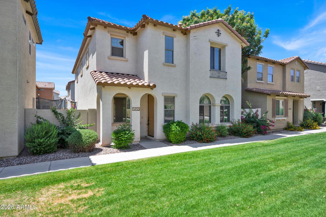 3455 S Falcon Dr., Gilbert, AZ 85297