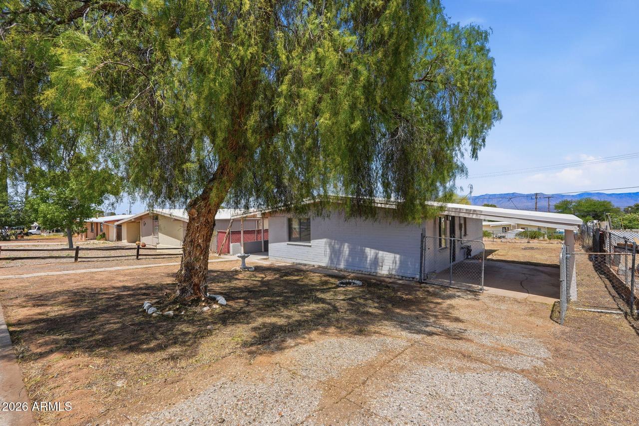 237 S Avenue B, San Manuel, AZ 85631