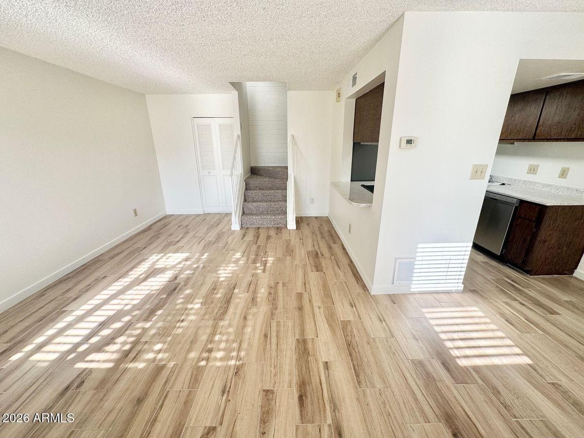 8029 N 32nd Ln., Phoenix, AZ 85051