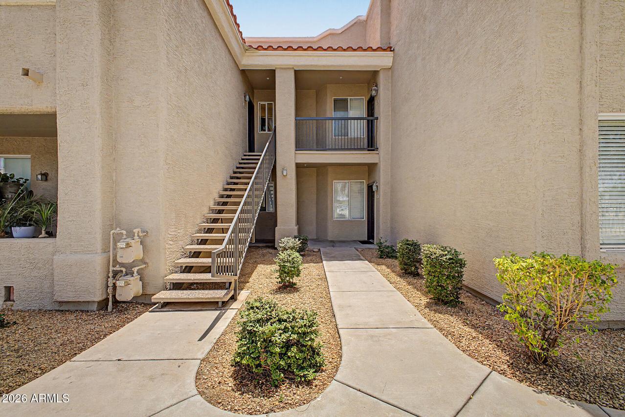 2929 W Yorkshire Dr. #2124, Phoenix, AZ 85027