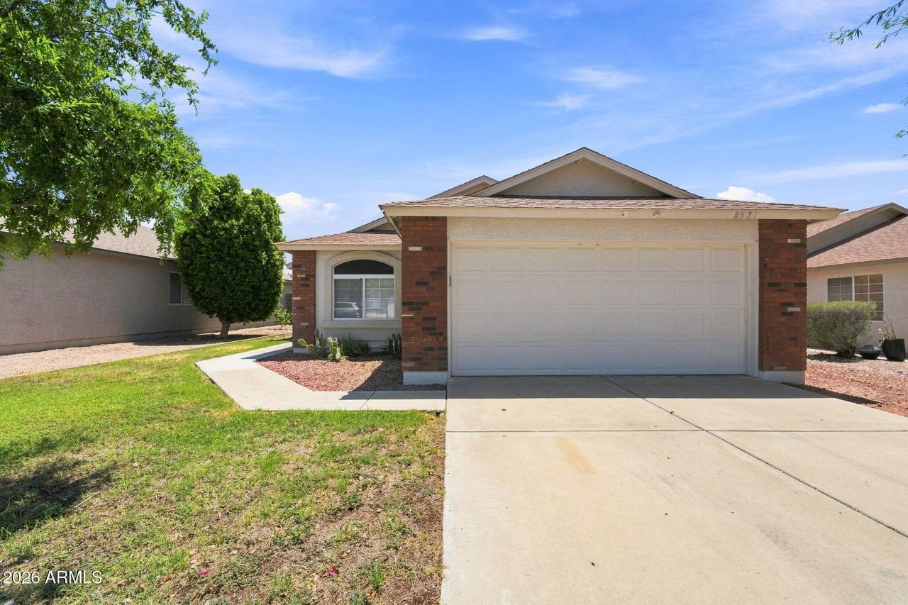 8521 E Clovis Ave., Mesa, AZ 85208