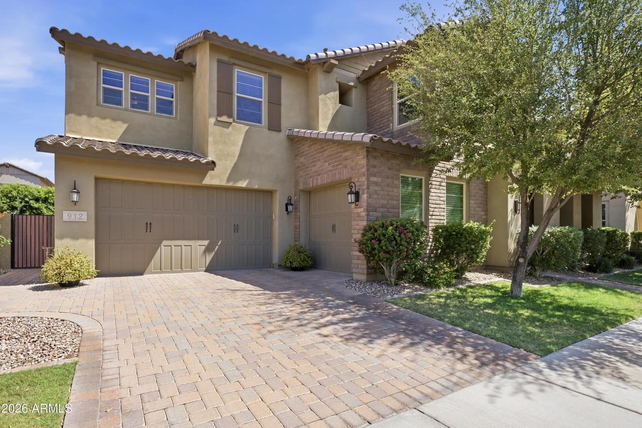 912 W Kaibab Dr., Chandler, AZ 85248