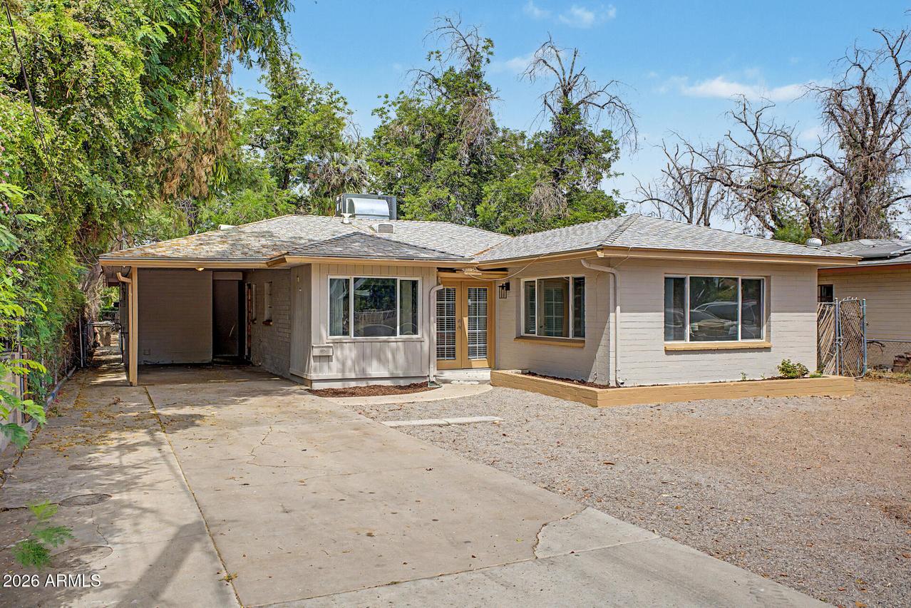 6620 N 60th Ave., Glendale, AZ 85301