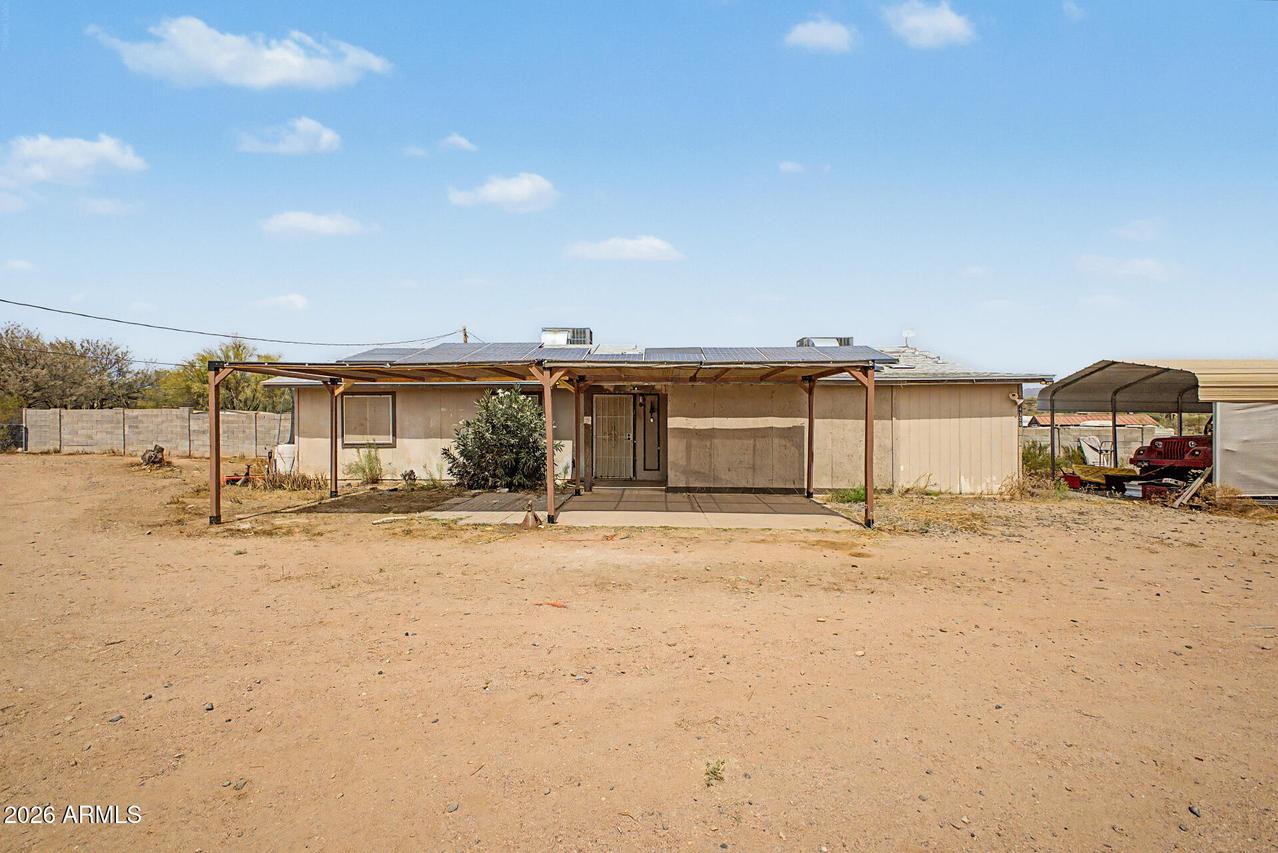 47205 N New River Rd., New River, AZ 85087