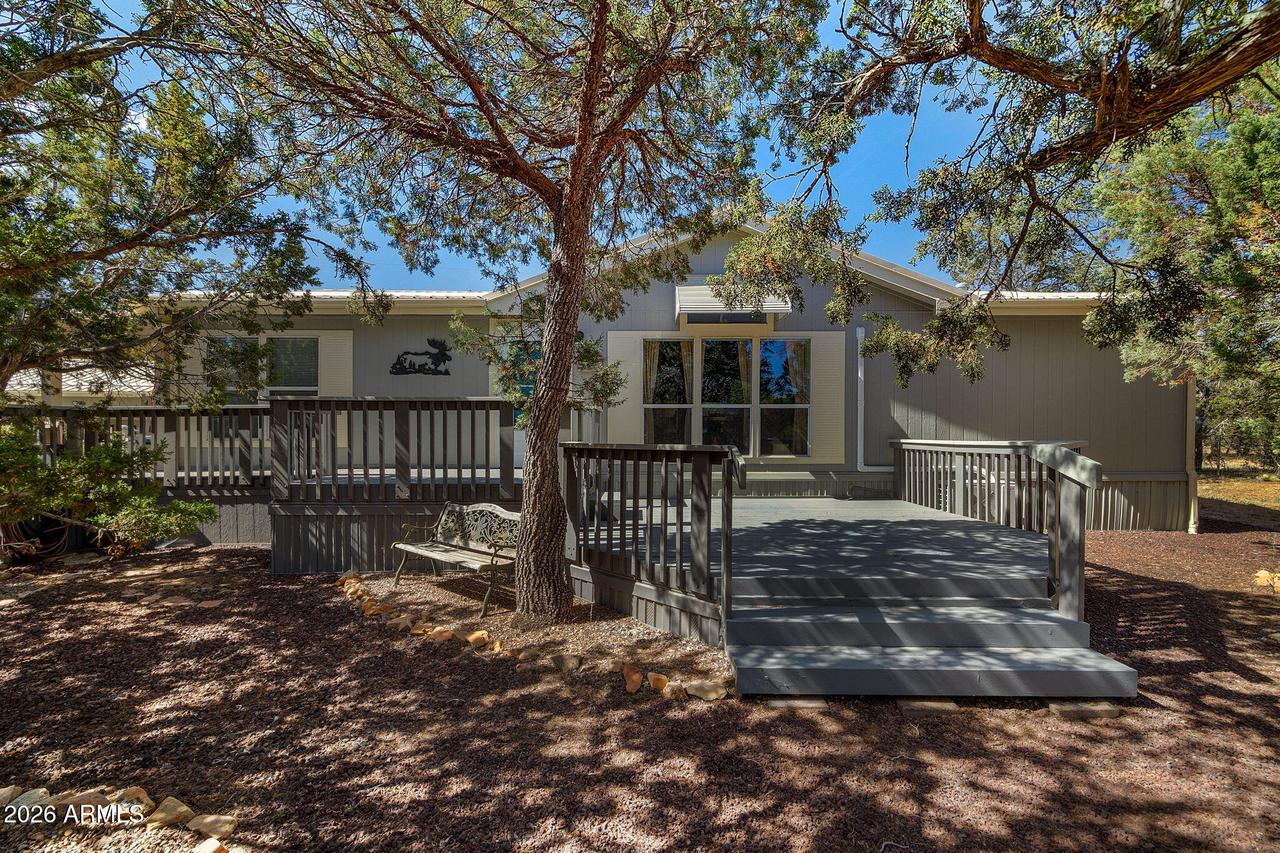 3069 Aspen Rd., Overgaard, AZ 85933