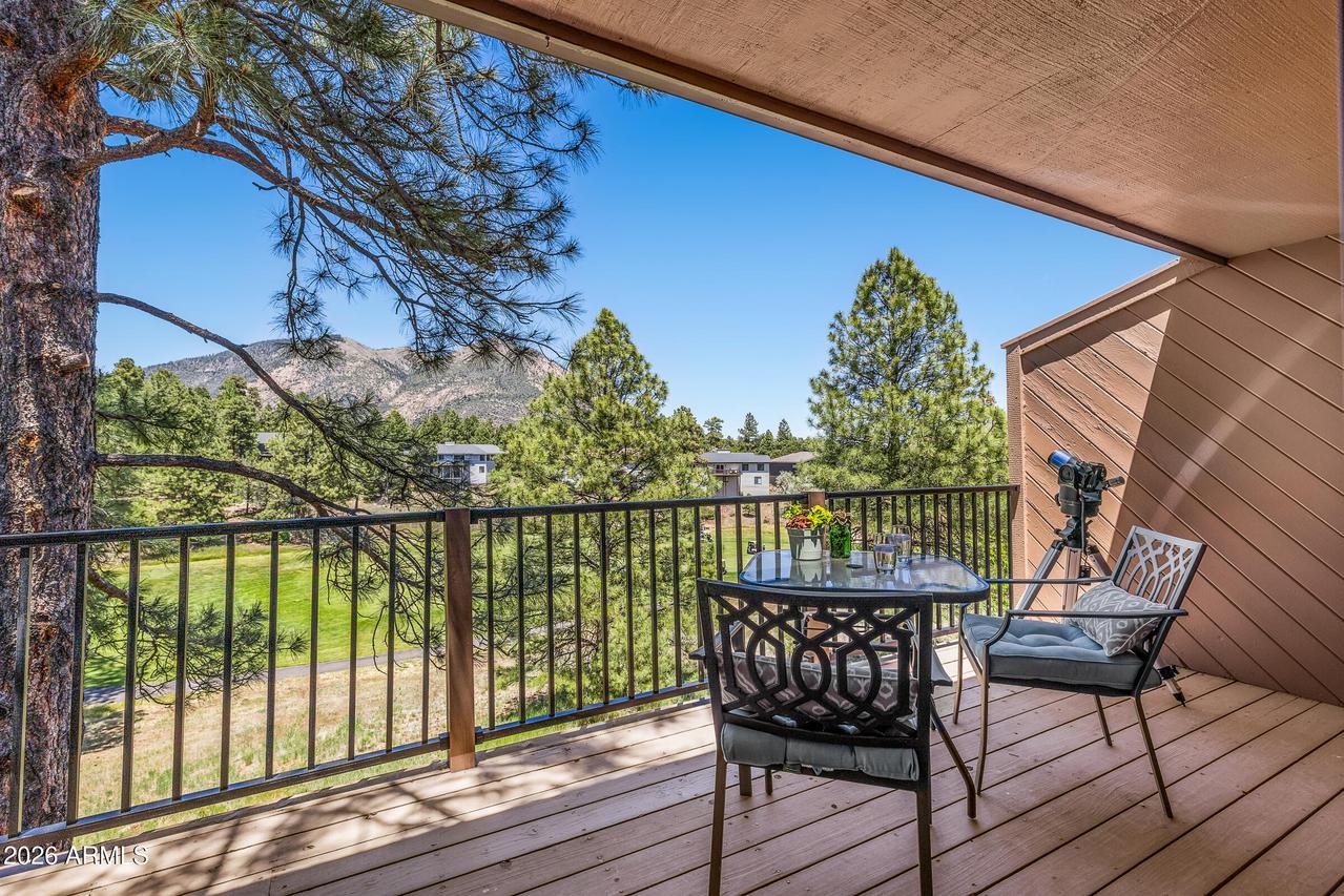2504 N Whispering Pines Way, Flagstaff, AZ 86004