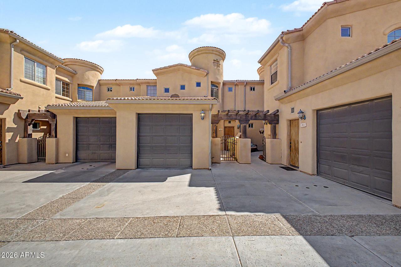 16410 S 12th St. #102, Phoenix, AZ 85048