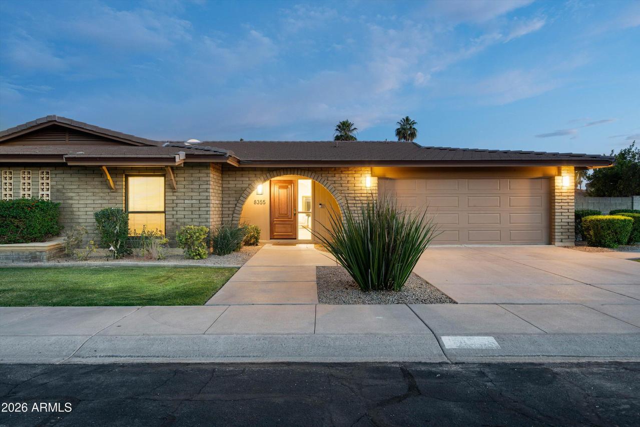 8355 E Via De Los Libros, Scottsdale, AZ 85258
