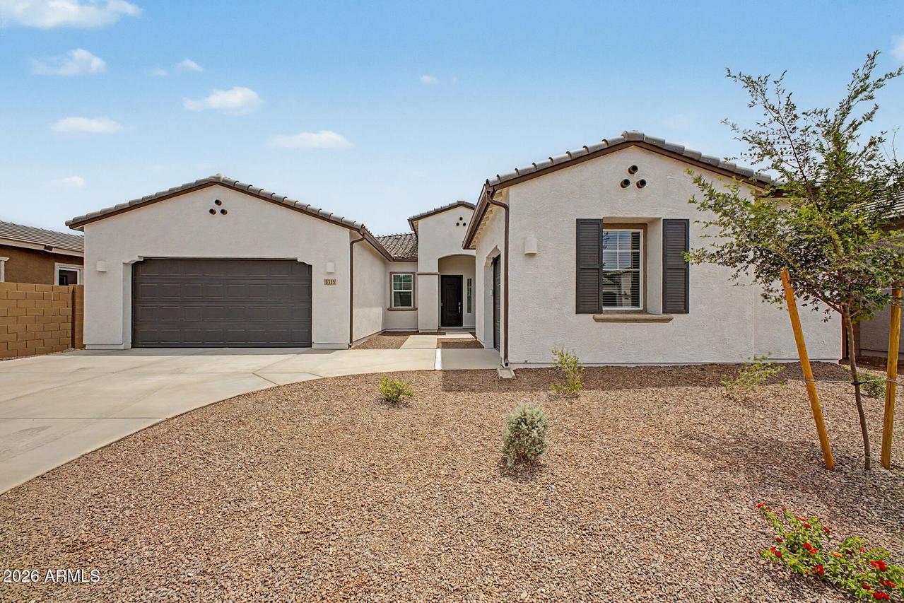 3315 E Craftsman Ln., San Tan Valley, AZ 85140