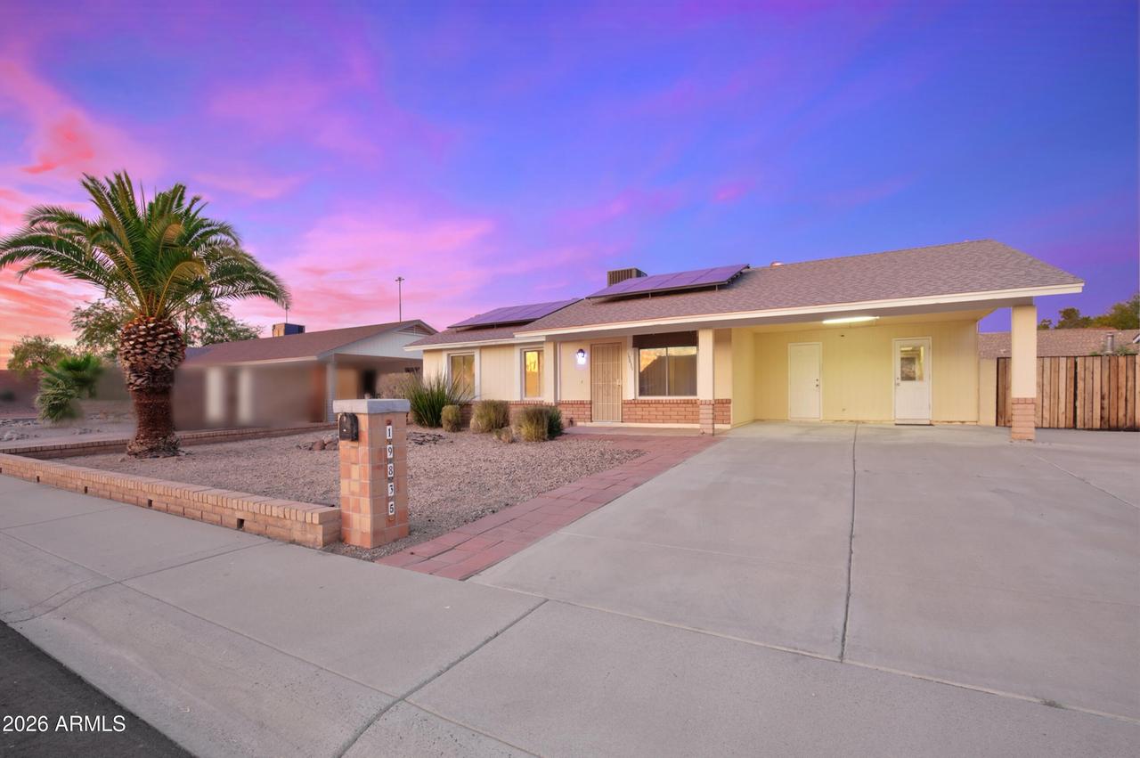 19835 N 6th Dr., Phoenix, AZ 85027