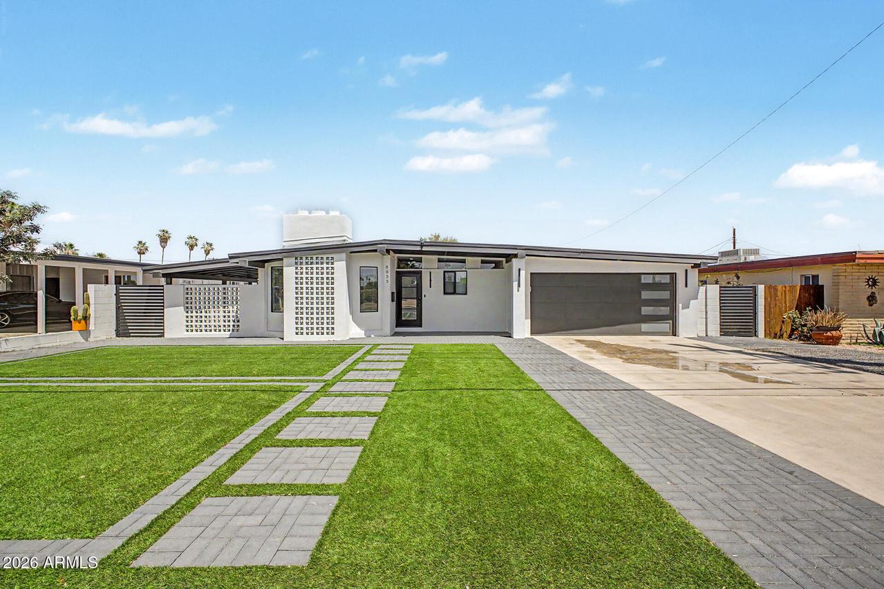 8833 N 39th Ave., Phoenix, AZ 85051
