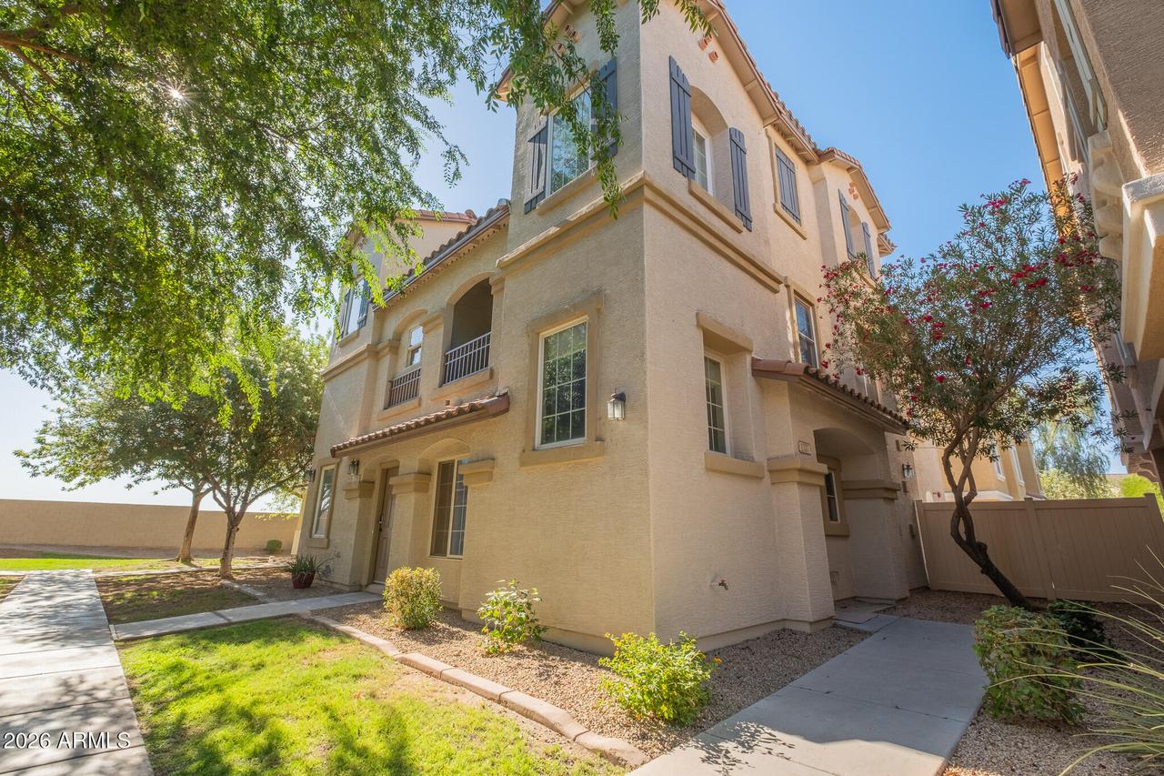 1339 S Owl Dr., Gilbert, AZ 85296