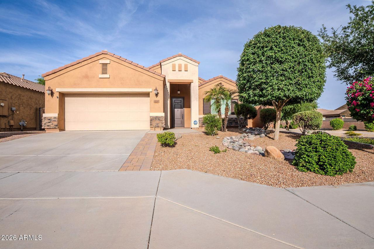 15849 N 76th Ave., Peoria, AZ 85382