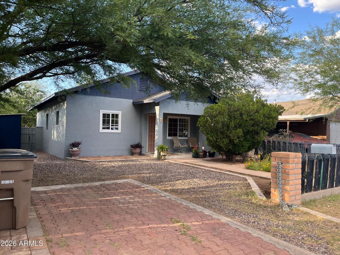 920 E 19th St., Douglas, AZ 85607