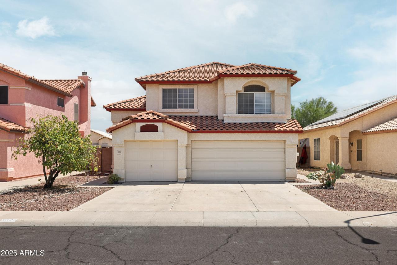 8925 W Tierra Buena Ln., Peoria, AZ 85382