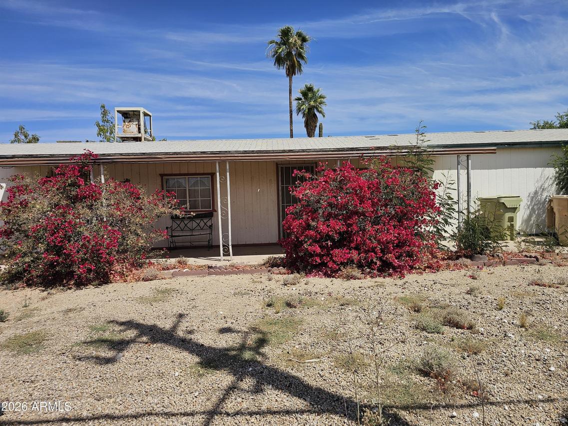 6922 W Paradise Ln., Peoria, AZ 85382