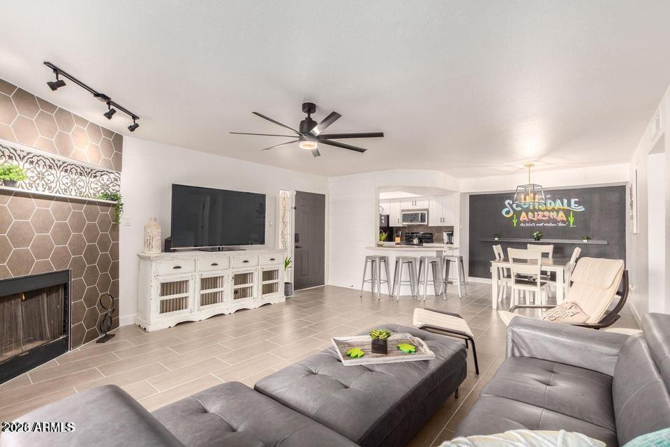 7950 E Starlight Way #107, Scottsdale, AZ 85250