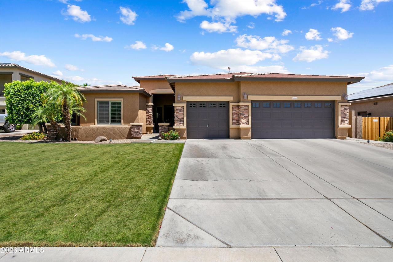 18248 W Banff Ln., Surprise, AZ 85388