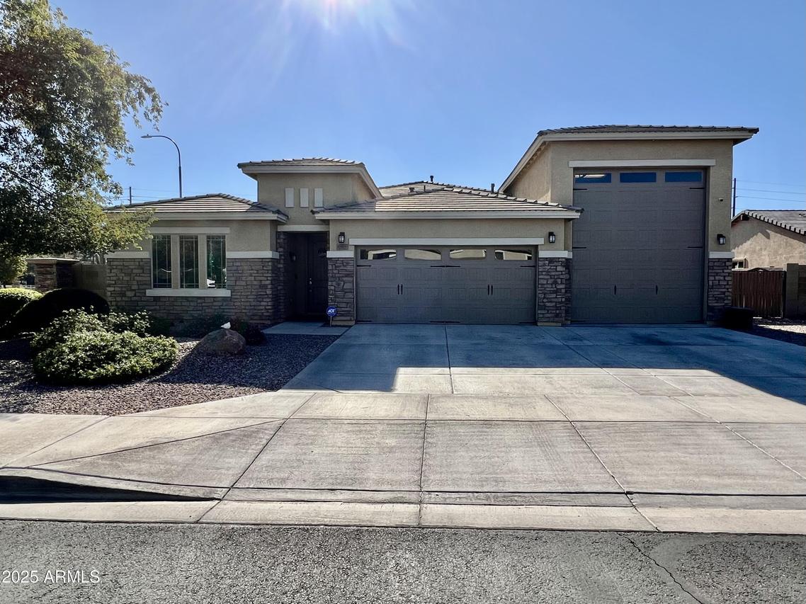 10605 W Catalina Dr., Avondale, AZ 85392