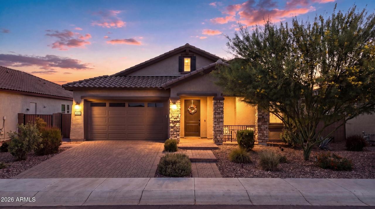 2831 W Chevelon Dr., San Tan Valley, AZ 85144