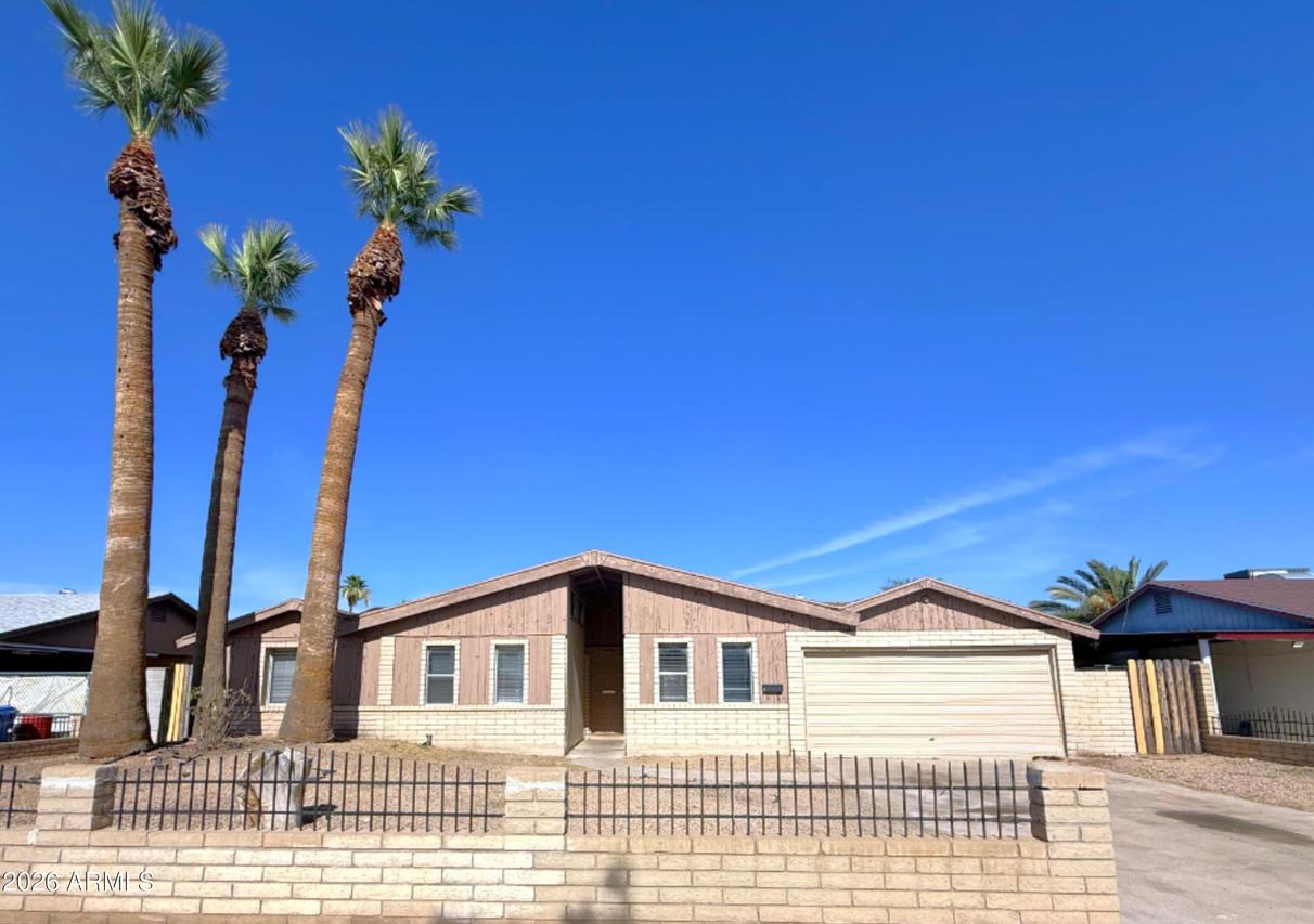 4317 N 71st Ln., Phoenix, AZ 85033