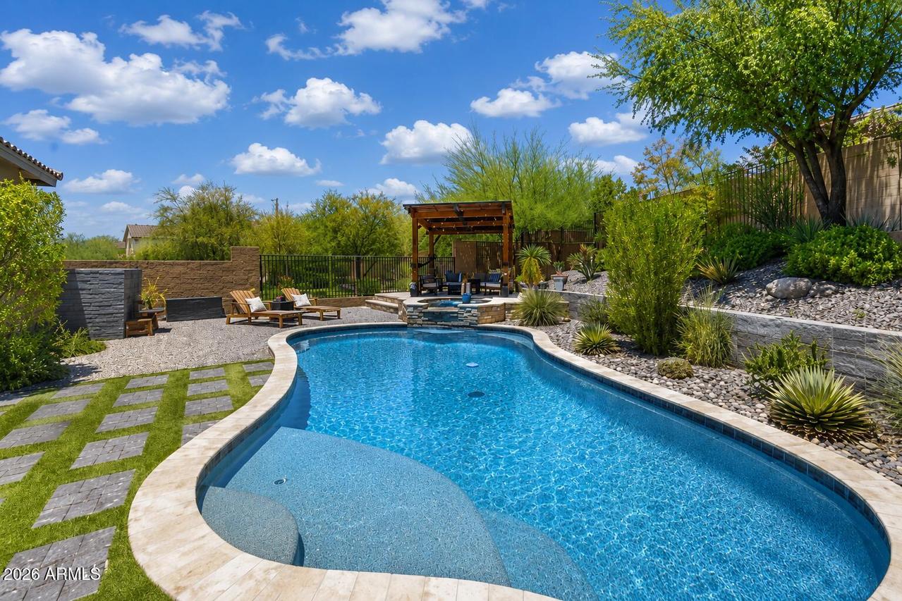 1612 W Molly Ln., Phoenix, AZ 85085