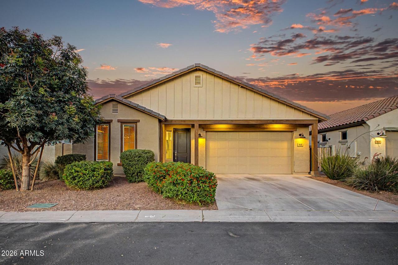 915 S 151st Ln., Goodyear, AZ 85338