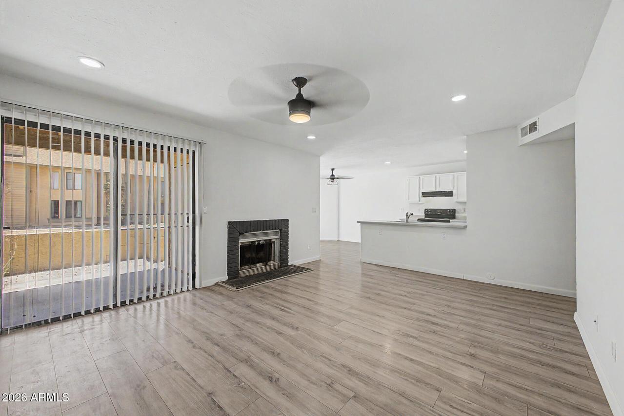 5236 W Peoria Ave. #127, Glendale, AZ 85302